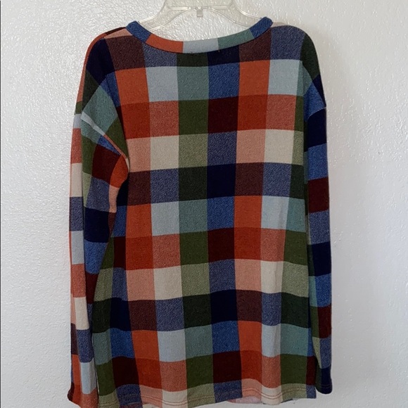 P.S. Kate Shirt Long Sleeve tucked front - Picture 2 of 5